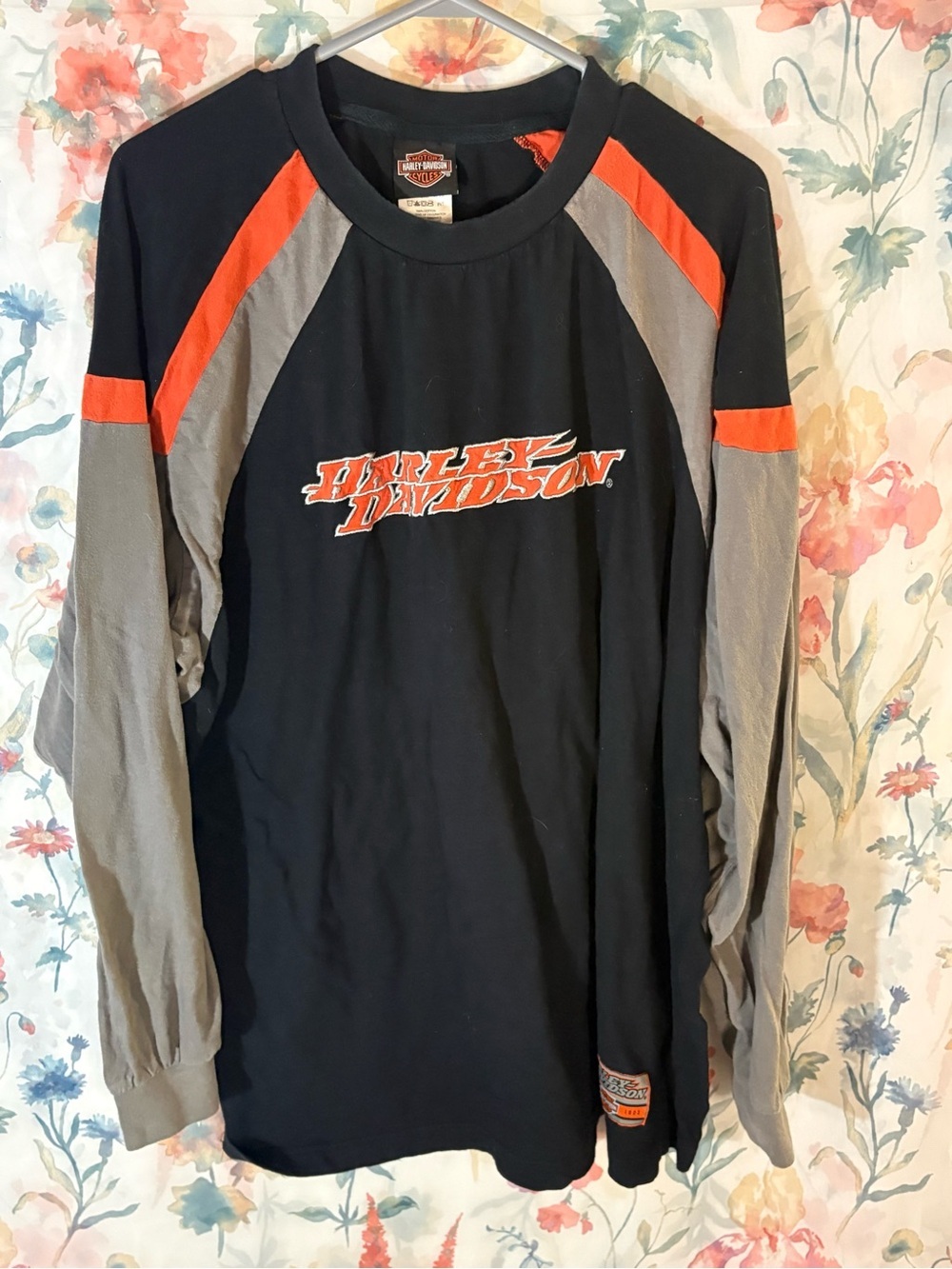 Harley-Davidson Black Gray Long Sleeve Tee with Orange Trim